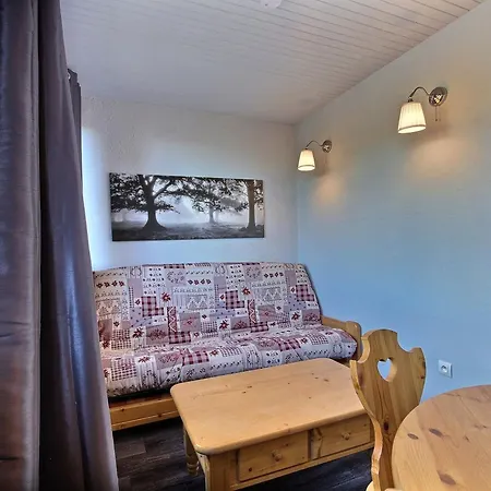 Apartment Joli Renove Au Pied Des Pistes Pour 4 Personnes - Fr-1-455-89